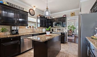 202 Wayne Dr, Aledo, TX 76008