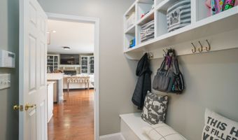 8750 Lavelle Rd, Athens, OH 45701