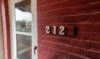 212 N 9th St, Atchison, KS 66002