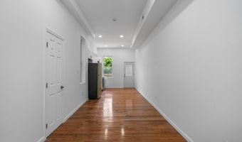 2912 AUCHENTOROLY Ter, Baltimore, MD 21217
