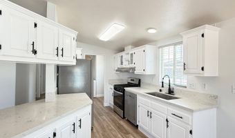 4 Magnolia Via, Anaheim, CA 92832