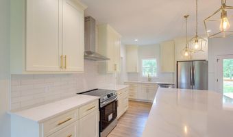 410 Edgewood Dr, Belton, SC 29627