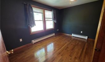 114 Florida Ave, Cranston, RI 02920