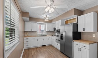 3100 Albrecht Ave, Akron, OH 44312