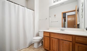 2616 Christie Dr, Algonquin, IL 60102