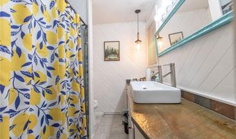11 Paris Irons Rd, Glocester, RI 02857
