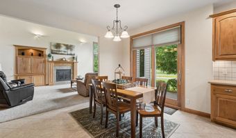 2917 E FALLCREEK Ln, Appleton, WI 54913