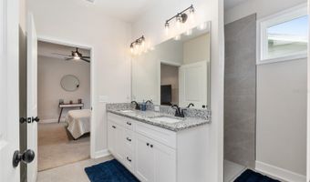 12531 NW 158 St, Alachua, FL 32615