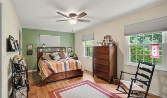 219 Jackson St, Allegan, MI 49010