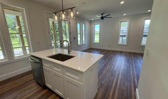 216 15th St, Apalachicola, FL 32320