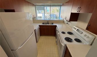 439 Keoniana St 504, Honolulu, HI 96815