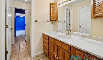 1212 Landsun Dr, Carlsbad, NM 88220