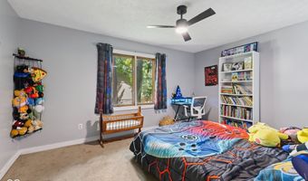 429 Glenbrook Ln, Avon, IN 46123