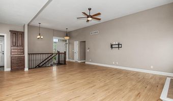 2715 Danbury Rd, Ames, IA 50010