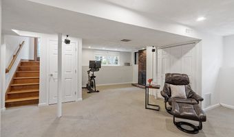 9 Donald Rd, Billerica, MA 01821