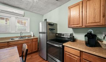 109 5th St, Aurora, IN 47001