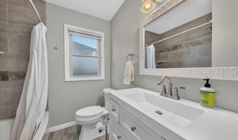 6796 Norwood Ave, Allen Park, MI 48101