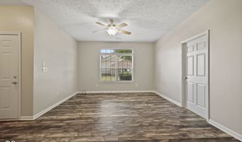 2509 Big Bear Ln 15, Indianapolis, IN 46217