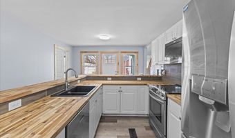 186 N Main St, Bakersfield, VT 05441