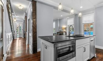 44 Bradford St 49, Bristol, RI 02809