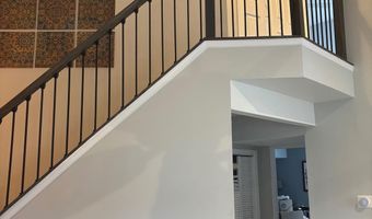 5924 FOUNDERS HILL Dr 302, Alexandria, VA 22310