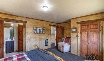 4 Whit Creek Rd, Cody, WY 82414