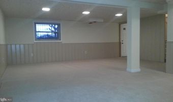 5100 10TH St N, Arlington, VA 22205