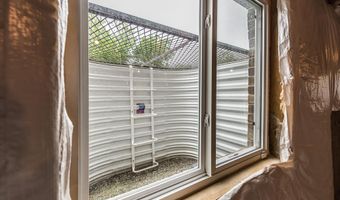 2448 Meadow Hills Dr, Ann Arbor, MI 48108