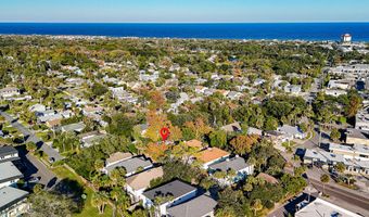 128 SEMINOLE Rd 11, Atlantic Beach, FL 32233