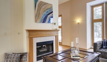 825 Brookside Dr, Ann Arbor, MI 48105