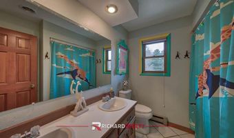 215 44th St N, Cody, WY 82414