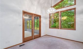 5 Ellesmere Ln, Bella Vista, AR 72714