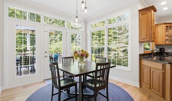 780 S Sussex Ct, Aurora, OH 44202