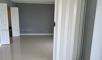 20335 W Country Club Dr 1206, Aventura, FL 33180