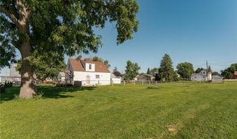 106 SW Commerce St, Adams, MN 55909