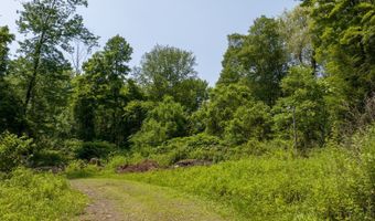 Edgewood Road, Berlin, CT 06037