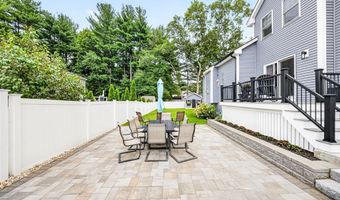 2 Sequoia St, Billerica, MA 01821