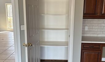 150 CHESTNUT Dr, Alabaster, AL 35007