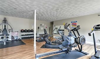 583 Pocasset Ct, Warwick, RI 02886