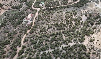 2 Sandia Canyon Rd, Arroyo Hondo, NM 87513