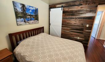 1098 Skyline Dr, Arnold, CA 95223