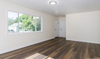 315 Jackson St, American Falls, ID 83211