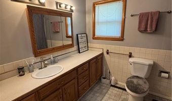 209 S 4th St, Arma, KS 66712