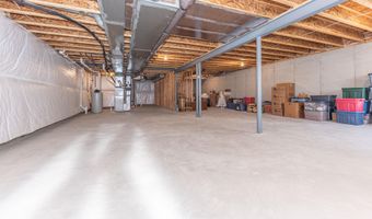 3341 Roseford Blvd, Ann Arbor, MI 48105