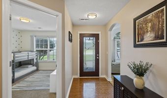 747 Onyx Cir, Boiling Springs, SC 29316