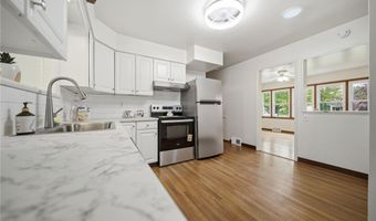 950 Southwood Dr, Ashtabula, OH 44004