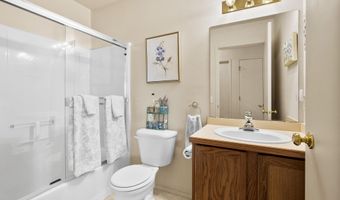 2074 NE Chanel Ct, Bend, OR 97701