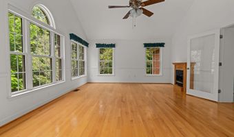 53 Woodlake Cir, Altavista, VA 24517