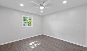 16 ORANGE St, Magnolia, DE 19962
