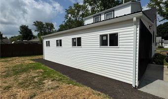 3706 Fargo Dr, Ashtabula, OH 44004